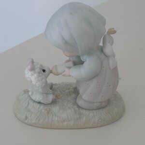 Precious Moments "FEED MY SHEEP" PM-871-1987 Member Figurine Special Edition